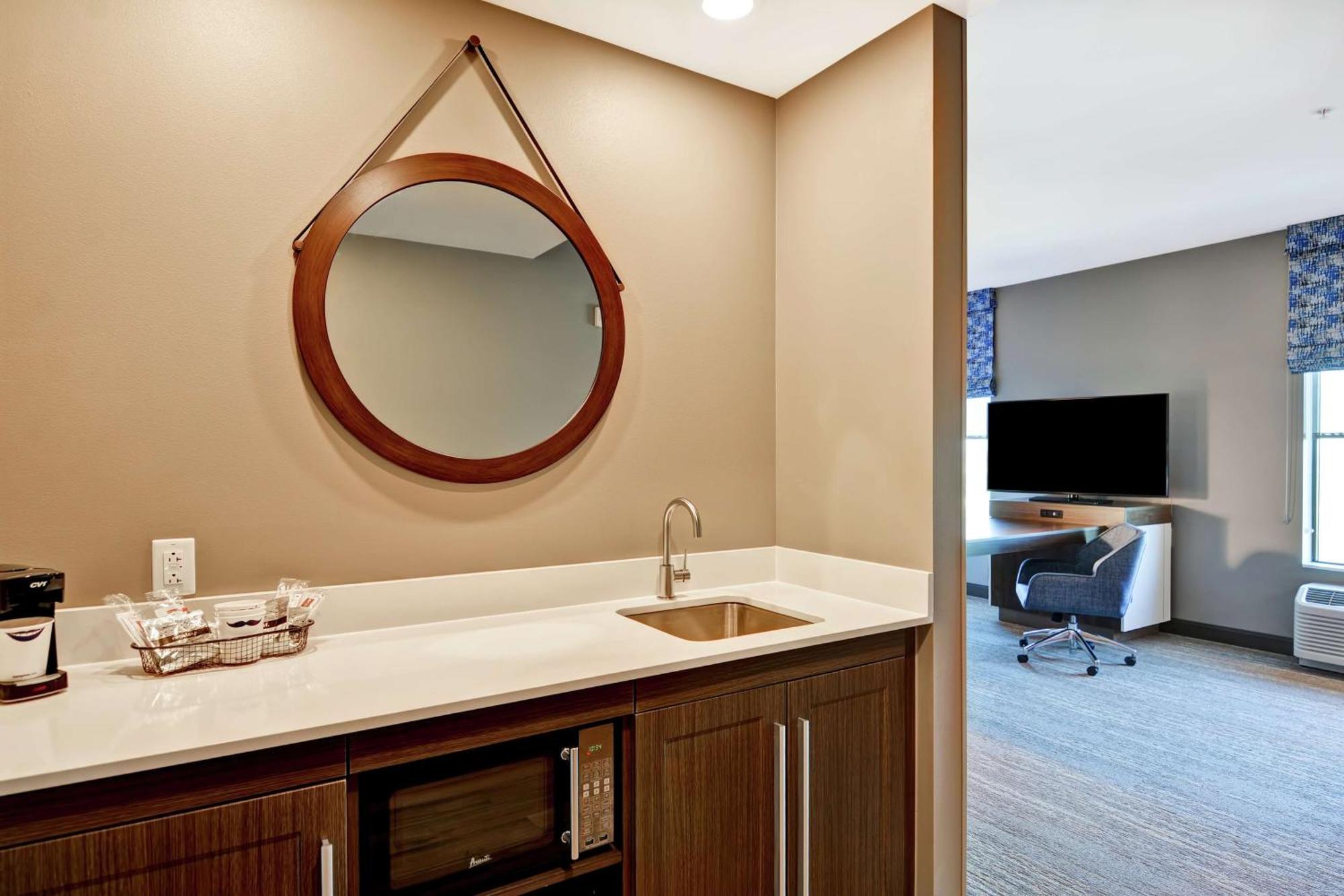 Hampton Tech Park Hotel 3*